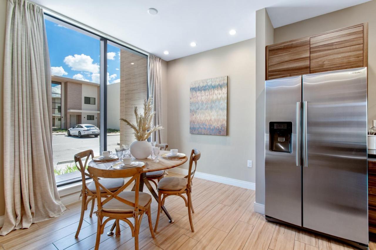Beautiful Townhome Magic Village 1,5 Mile To Dis 奥兰多 外观 照片